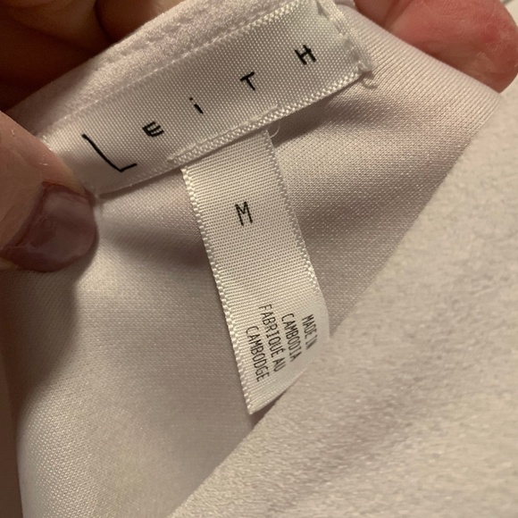 Leith Deep V-neck Sleeveless Jumpsuit in White Medium NWT Flawed - Picture 4 of 9